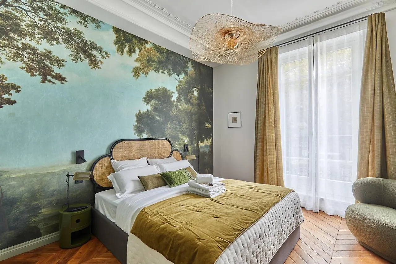 Residense Notre Dame De Paris By Studio Prestige