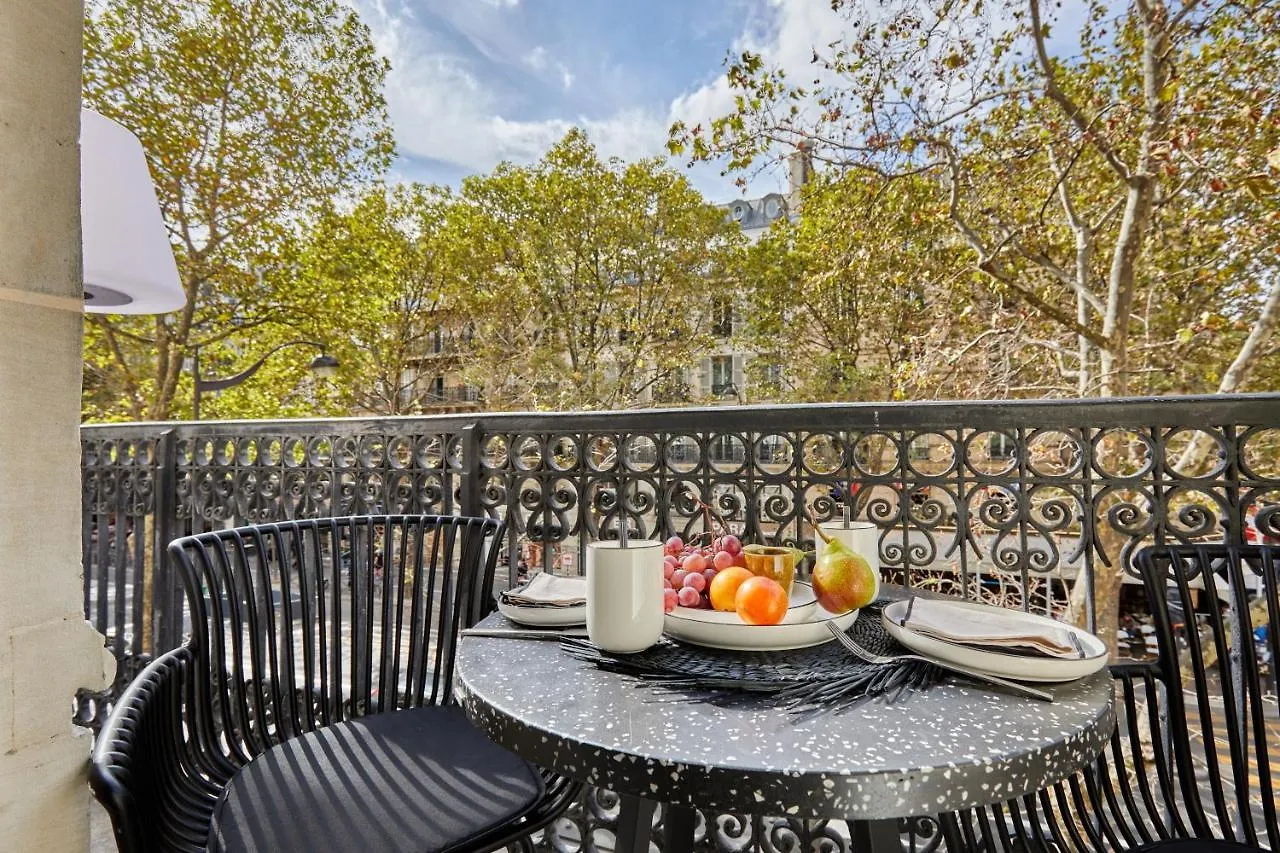 Residense Notre Dame De Paris By Studio Prestige
